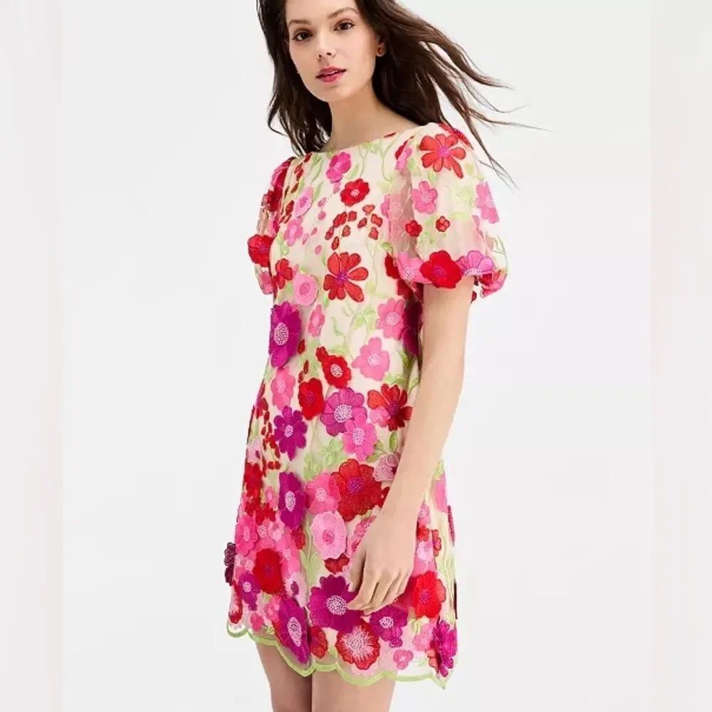 NWT Eliza J Petite Puff Sleeve Embroidered Flower Mini Dress 6P